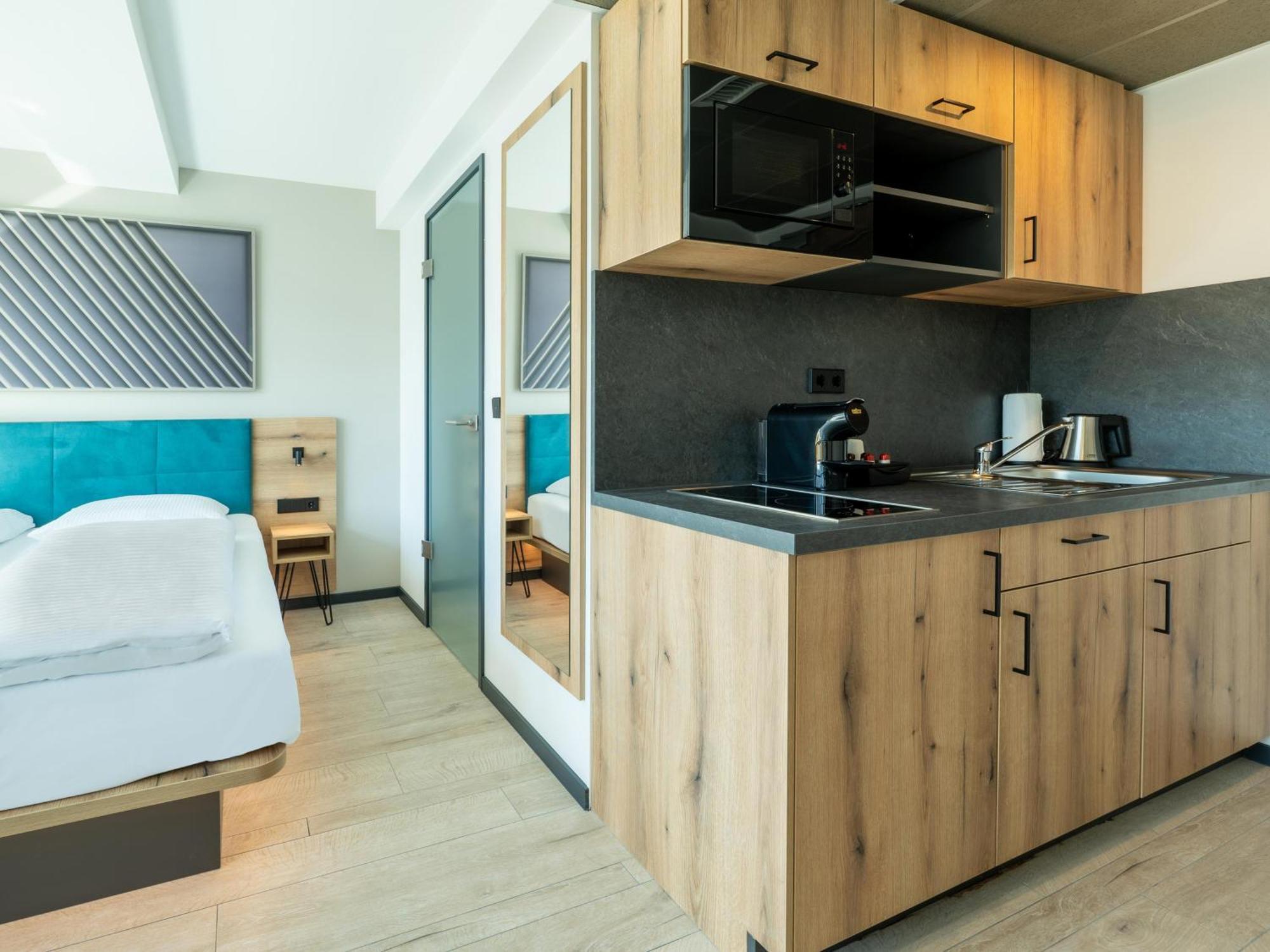 B&B Hotel Albstadt-Hbf Εξωτερικό φωτογραφία